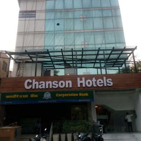 Chanson Hotel Nuova Delhi Esterno foto